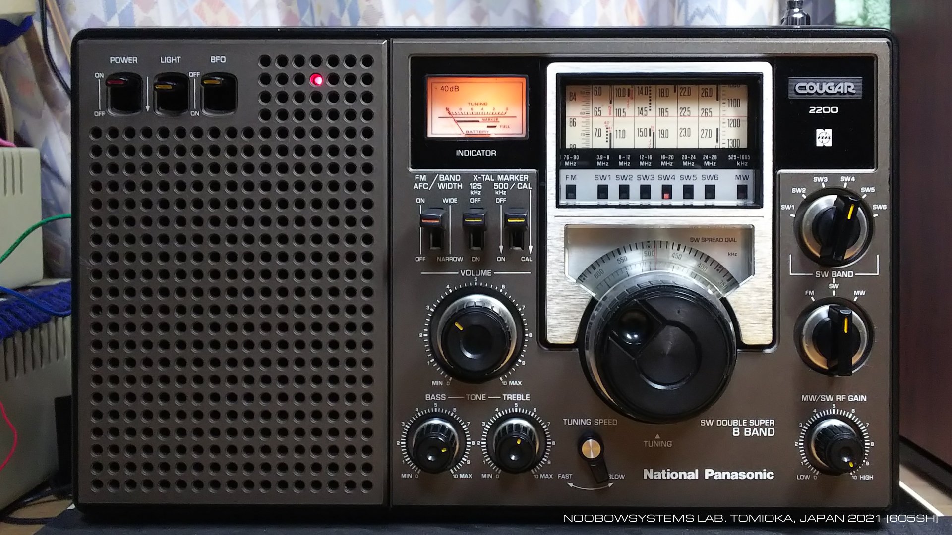 出品は本体のみですM1034 National Panasonic COUGAR RF-2200 - ラジオ